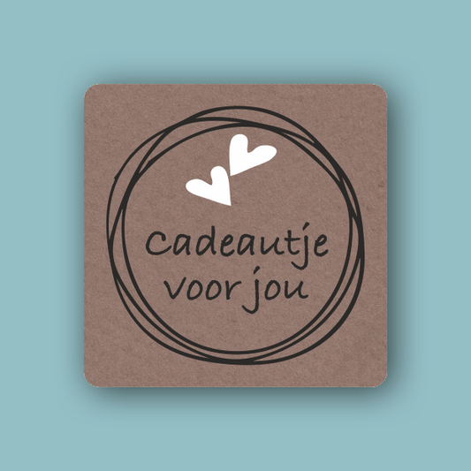 Vierkant Kraft etiket Cadeautje voor jou - Kadopapier.net